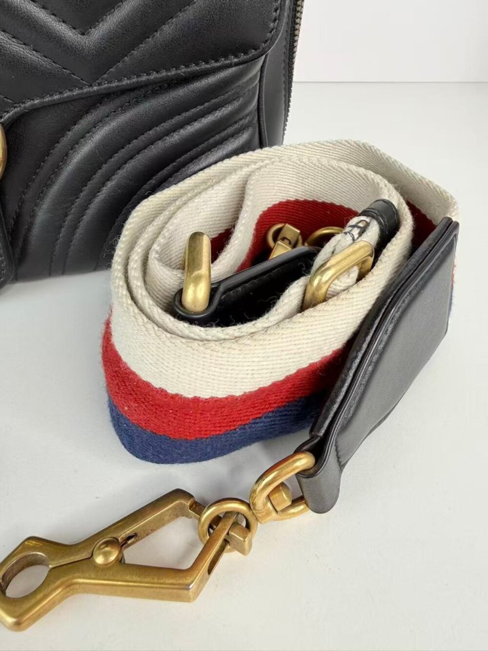 Gucci GG Matelasse top handle bag - Picture 11 of 13